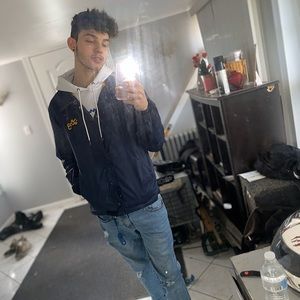 Meet your Posher, Ian